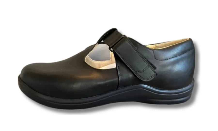 Handgefertigter orthopädischer Maßschuh aus der Werkstatt von progangart, Meisterbetrieb Achim Gaab in Mauer bei Heidelberg