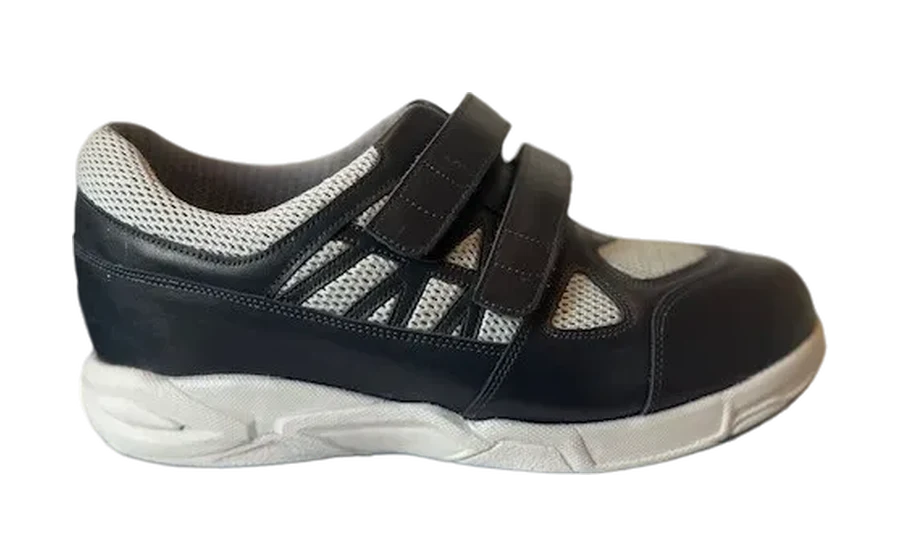 Handgefertigter orthopädischer Maßschuh aus der Werkstatt von progangart, Meisterbetrieb Achim Gaab in Mauer bei Heidelberg